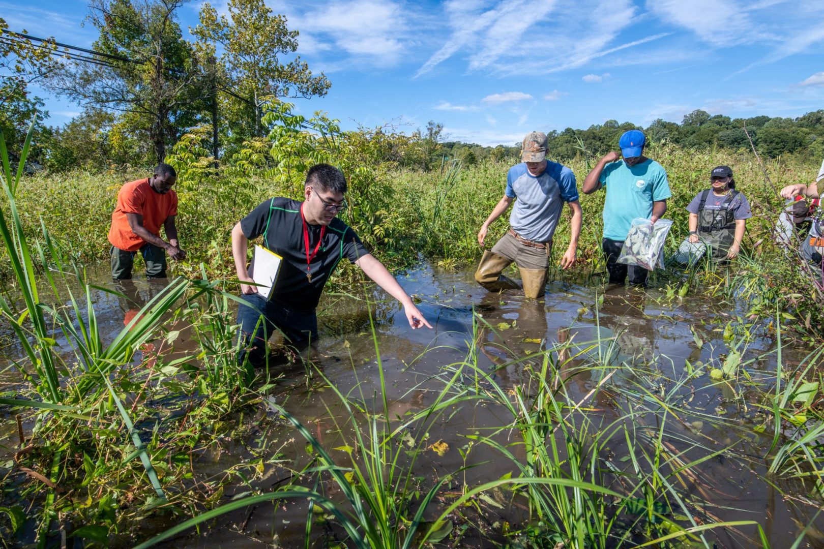 Dr. Andrew Baldwin ENST class at Patuxent Wetlands Park in Lothian MD